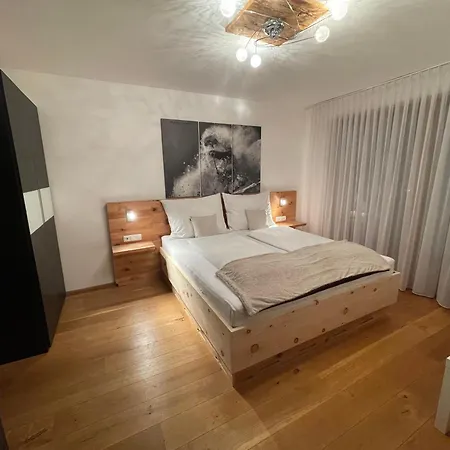 Mona Apartment